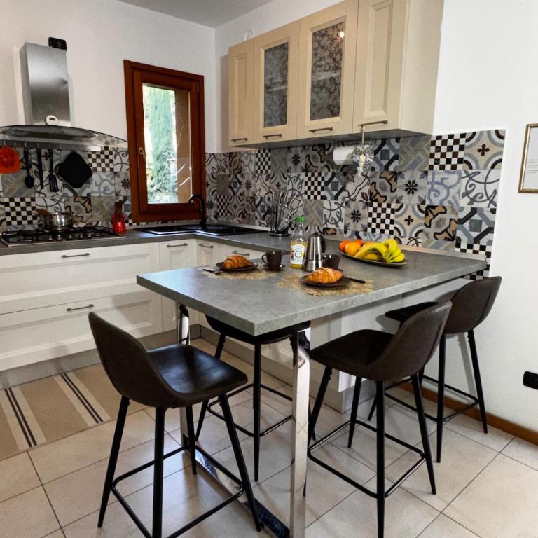 Beautiful apartment with garden - One-Bedroom Apartment - 2
