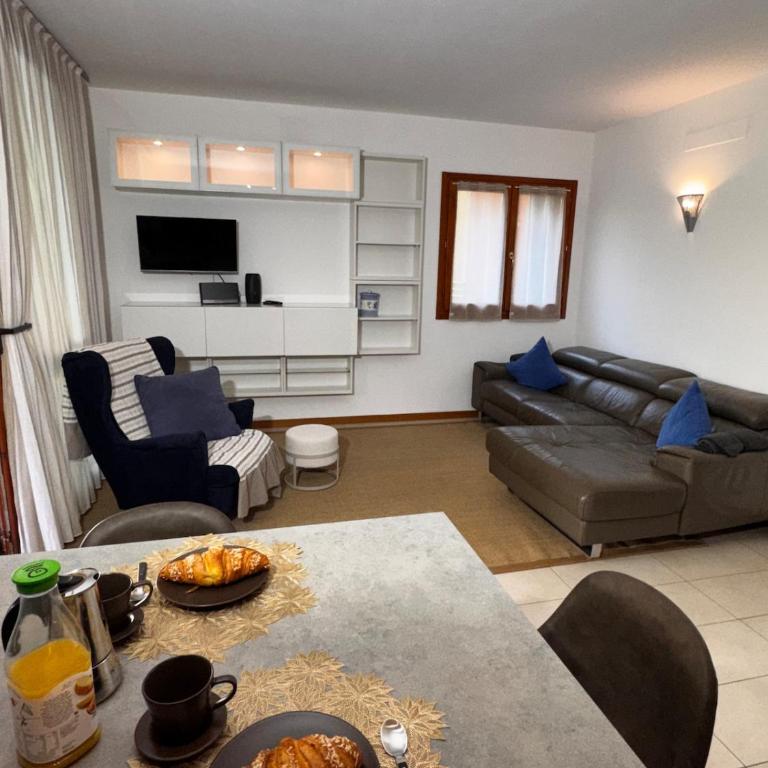Beautiful apartment with garden - One-Bedroom Apartment - 16