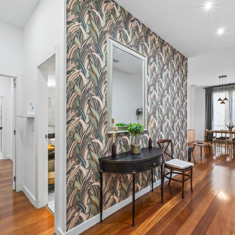 CHARLOT Center Apartment II by SunCastle apartamentos - Two-Bedroom Apartment - 2