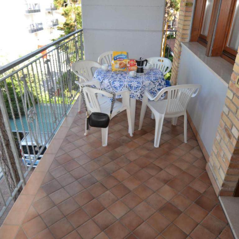Flora - Two-Bedroom Apartment - 3