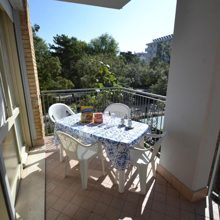 Flora - Two-Bedroom Apartment - 4