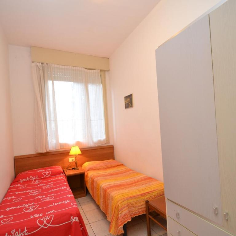 Flora - Two-Bedroom Apartment - 9
