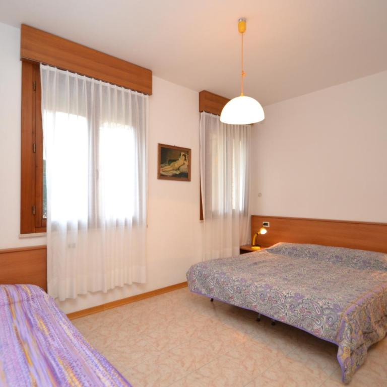 Flora - One-Bedroom Apartment - 7