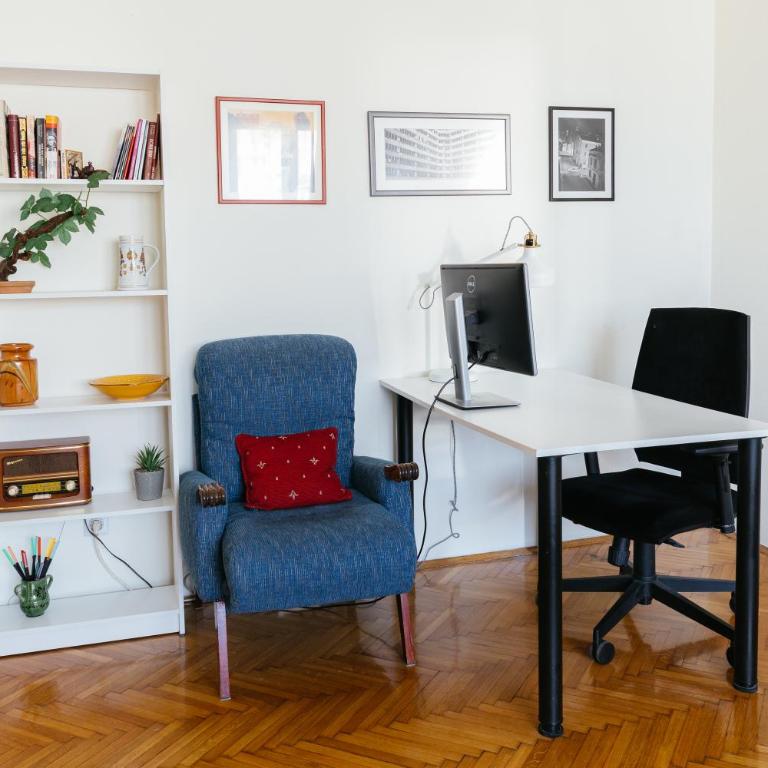 Belgrade Retro City Center Apt - One-Bedroom Apartment - 14