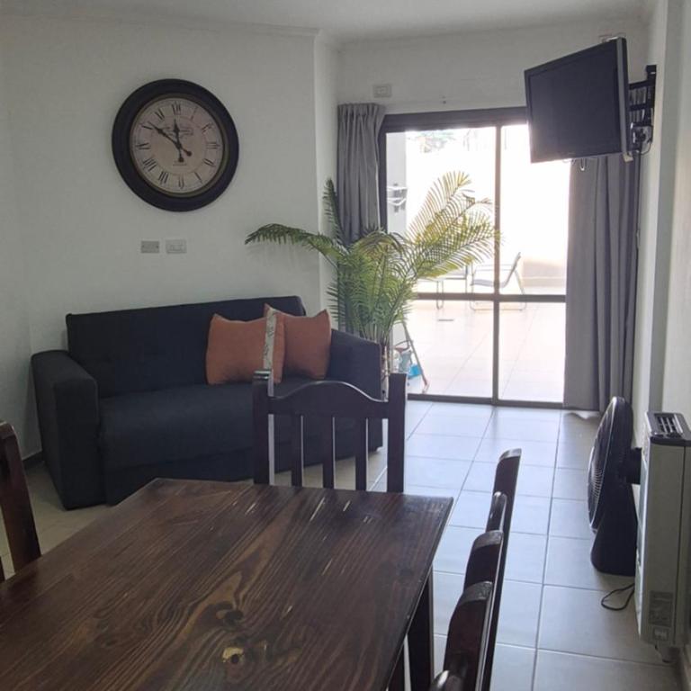 OLI - Exc ubicación, 1 hab, amplio, patio, piscina, apto mascota - Apartamento de 1 dormitorio - 26