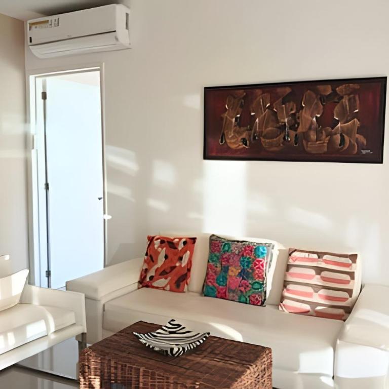 Terrace facing the sea with direct access to the beach - Apartment - 27
