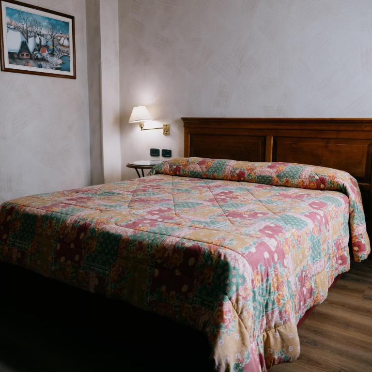 Albergo La Meridiana - Camera Matrimoniale/Doppia con Letti Singoli - 3