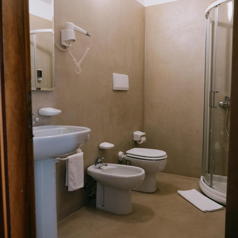 Albergo La Meridiana - Camera Quadrupla - 3