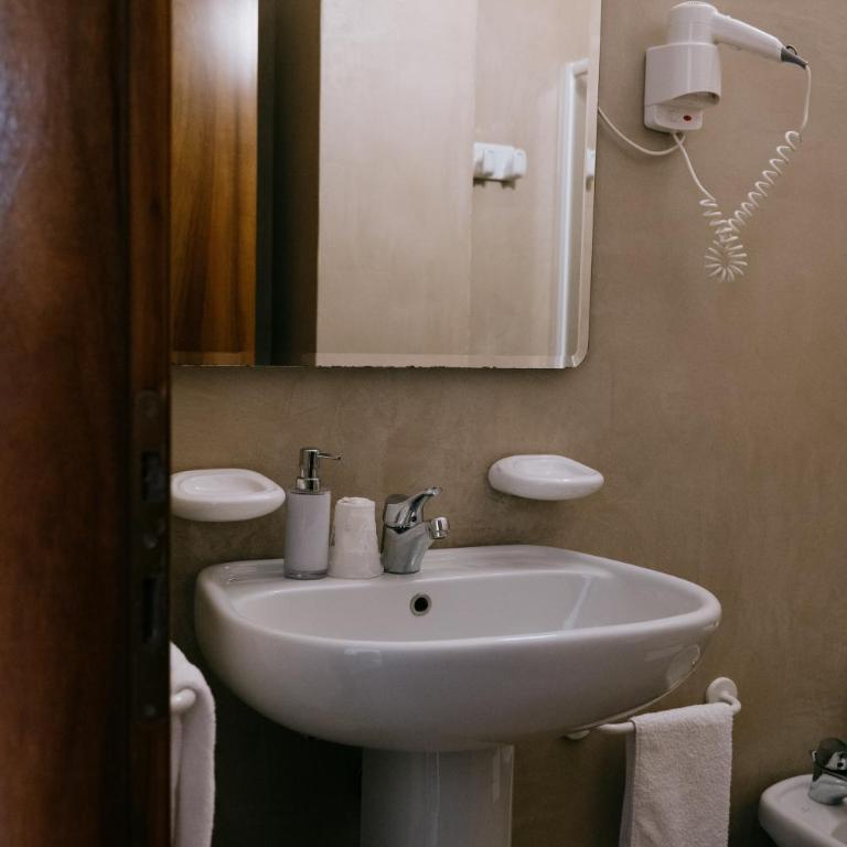 Albergo La Meridiana - Camera Quadrupla - 4