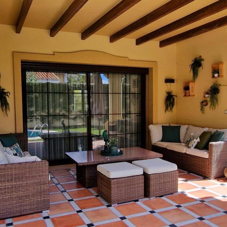 Family friendly villa next to Puerto Banus - Villa - 4