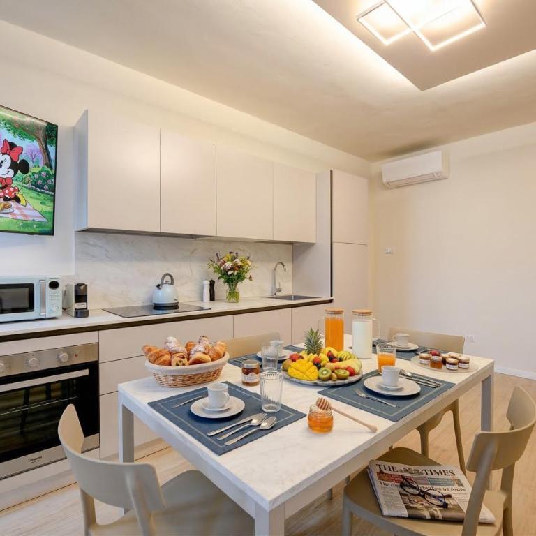 Apa Dom Downtown Family Apartment DesenzanoLoft Official Partner Homes & Villas by Marriott Bonvoy - Appartamento con 2 Camere da Letto - 9