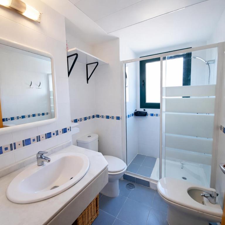 Torre Sol Lux Apartment 12 floor , free parking, - Two-Bedroom Apartment - 12