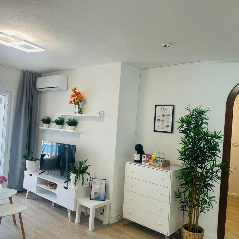 Sol y Mar Sea View Balcony 150m to Beach - Apartamento de 1 dormitorio - 21