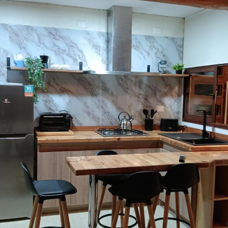El Estuario Niebla Cabin - Two-Bedroom House - 2