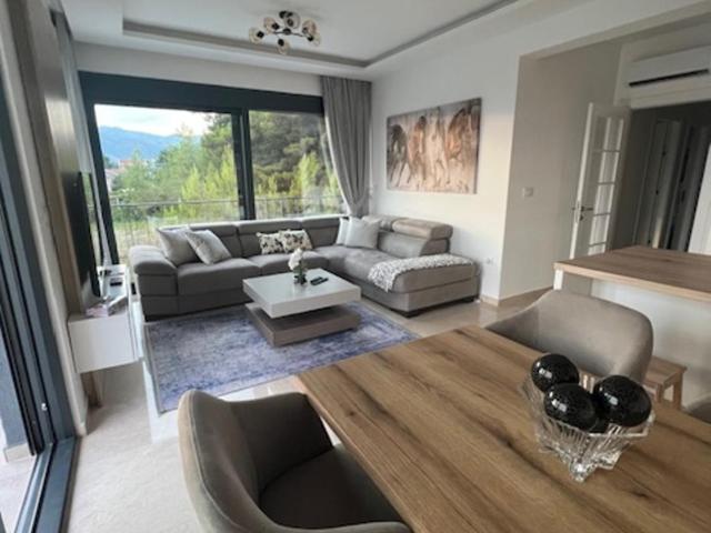 Dream Apartment Tivat - Two-Bedroom Apartment - 5