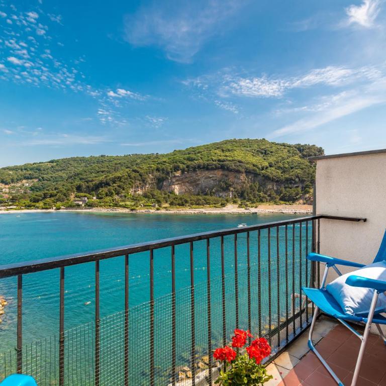 Casa Antica PortoVener - Appartamento con 2 Camere da Letto, Terrazza e Vista Mare - 33