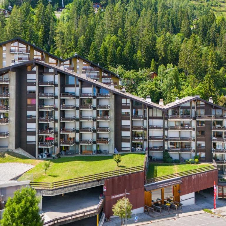 Emeraudes 515 pres de la telecabine a Anzere avec vue sur les Alpes - Apartment - 40