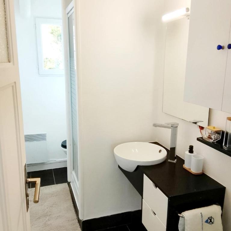 Appartement lumineux 50 mètres carrés rénové proche plage - Appartement 1 Chambre - 15