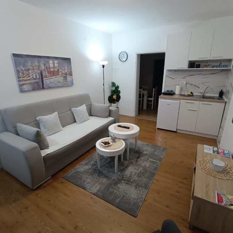 Apartman LISA - Two-Bedroom Apartment - 6