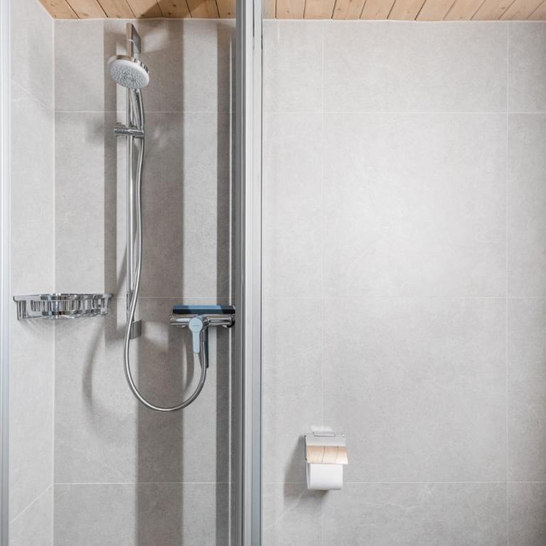 Mercure 202 sur la place du village a Anzere - Apartment - 20