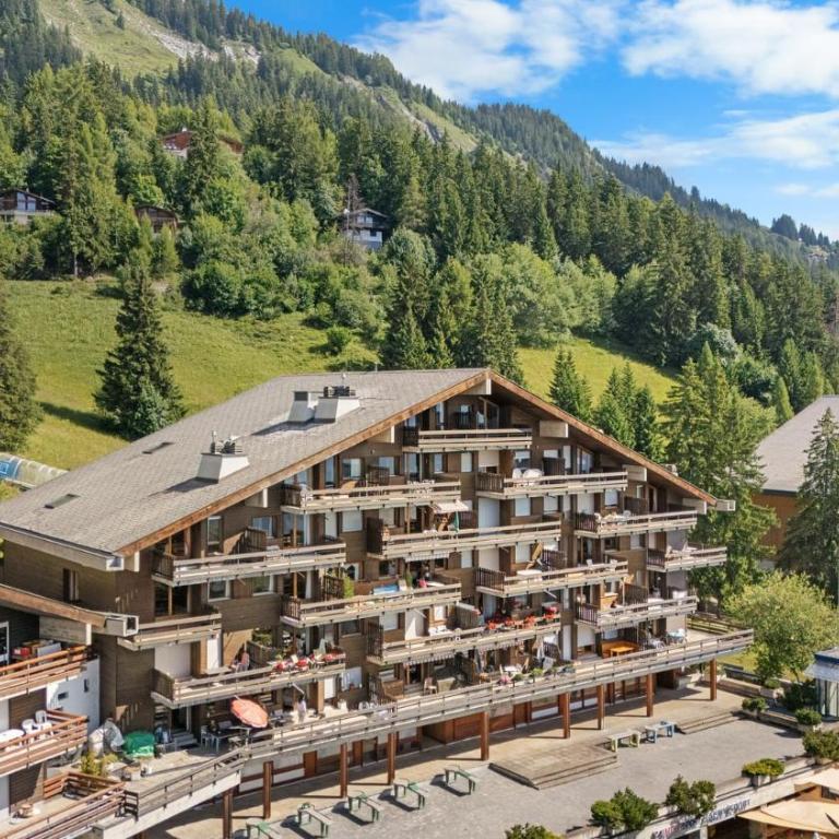 Mercure 202 sur la place du village a Anzere - Apartment - 37