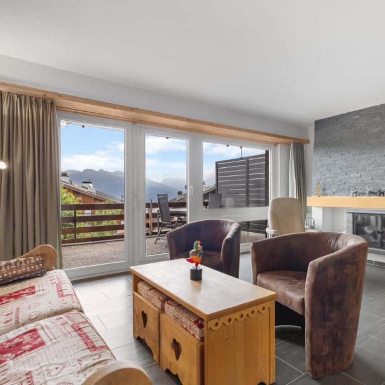 Saturne 103 sur la place du Village a Anzere - Apartment - 7