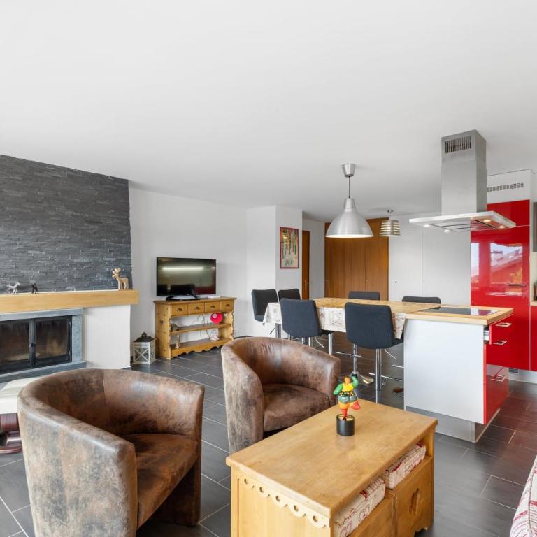 Saturne 103 sur la place du Village a Anzere - Apartment - 8