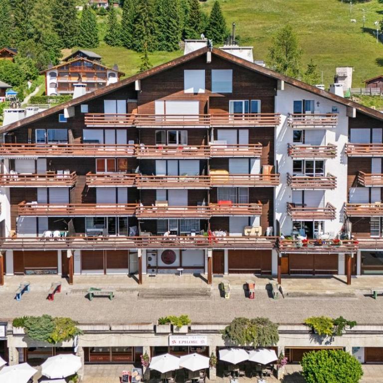 Saturne 103 sur la place du Village a Anzere - Apartment - 31