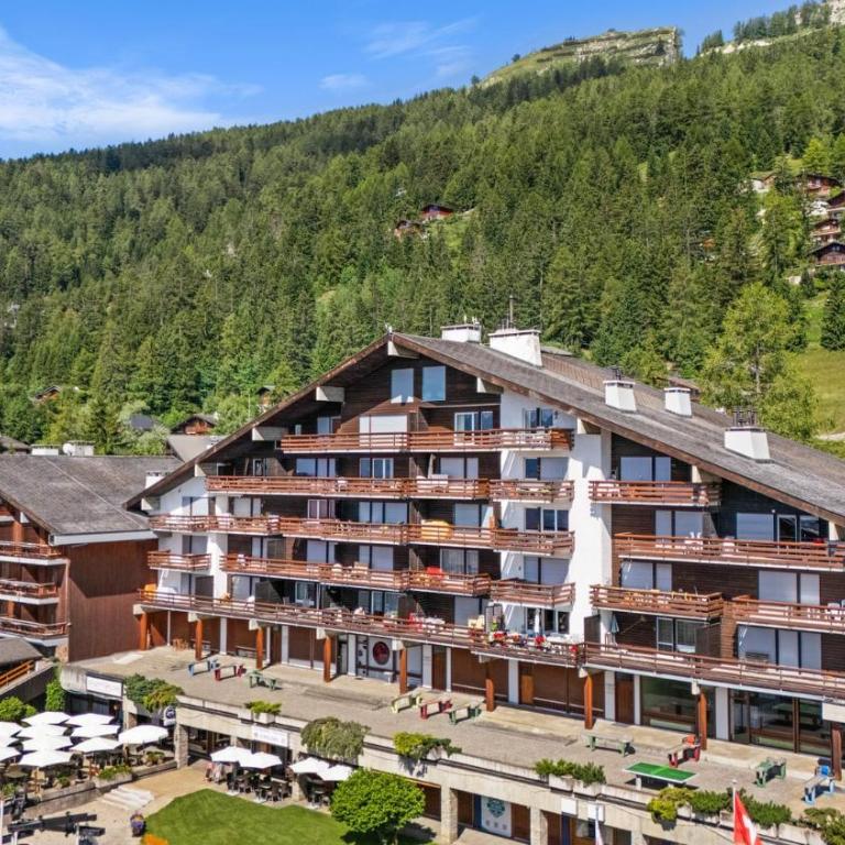 Saturne 103 sur la place du Village a Anzere - Apartment - 34