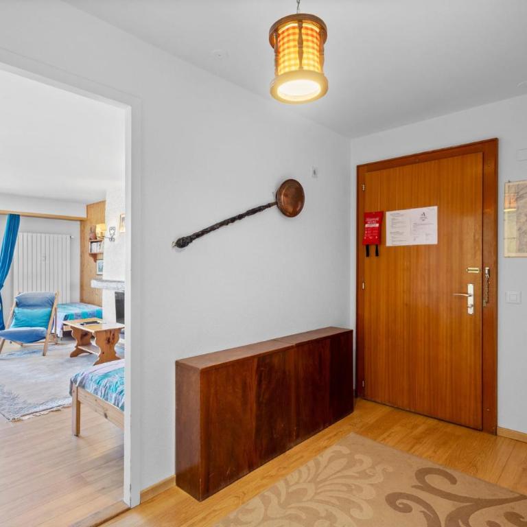 Saturne 210 sur la place du Village a Anzere - Apartment - 22