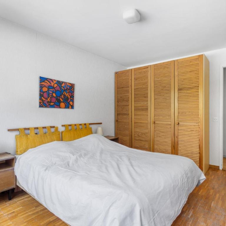 Saturne 210 sur la place du Village a Anzere - Apartment - 25
