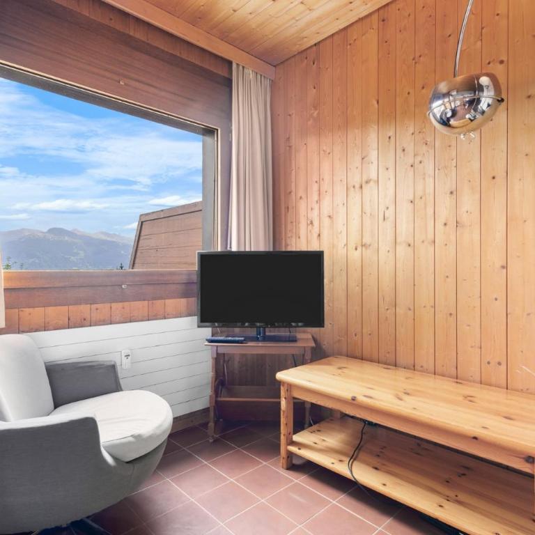 Capricorne RS1 sur la place du village a Anzere - Apartment - 3