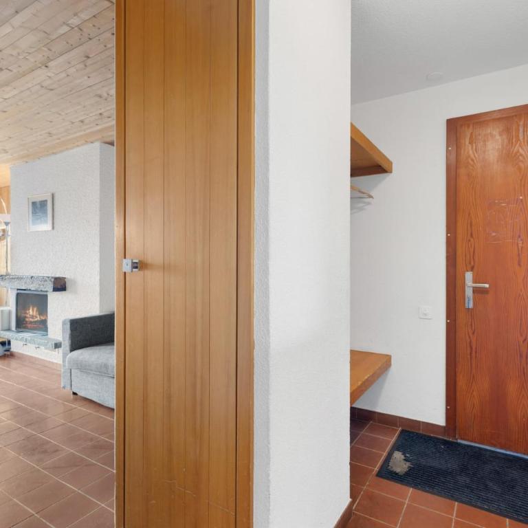 Capricorne RS1 sur la place du village a Anzere - Apartment - 12