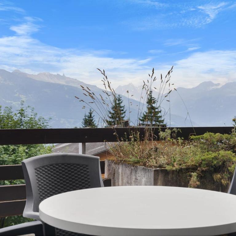 Capricorne RS1 sur la place du village a Anzere - Apartment - 24