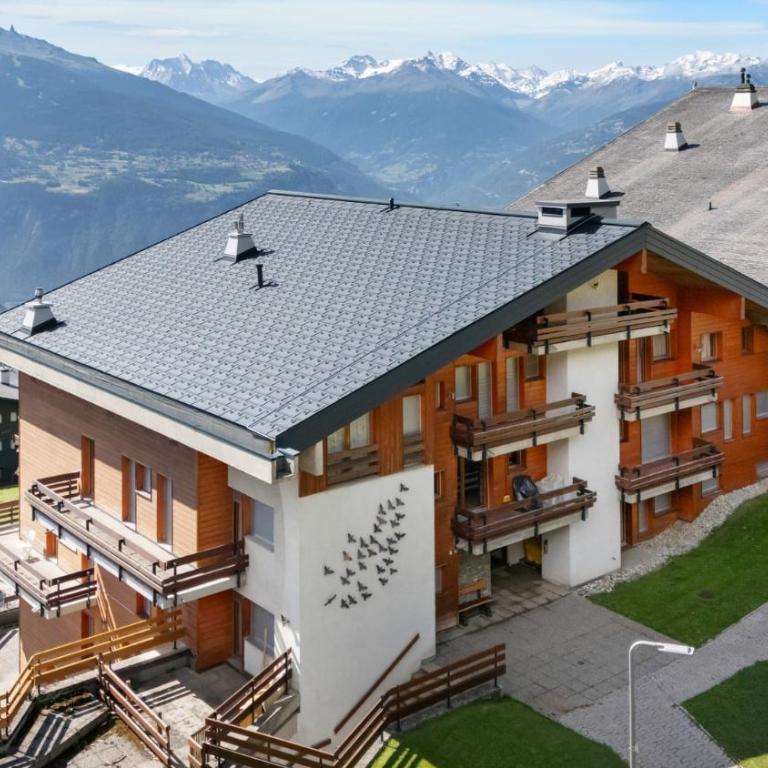 Gemeaux 205 sur la place du Village a Anzere avec vue sur les Alpes - Apartment - 32