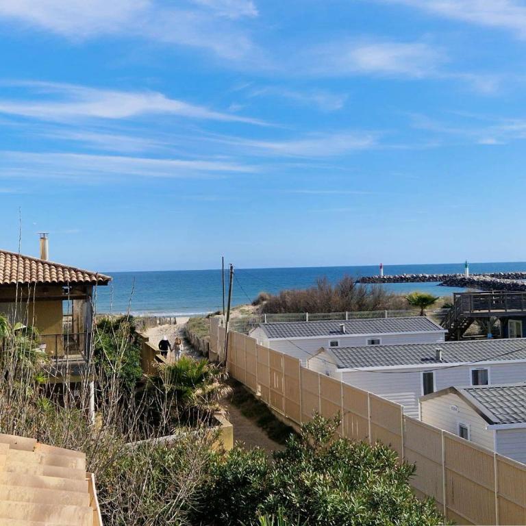 Appartement bord de mer avec terrasse, parking, animaux acceptés - FR-1-387-215 - Appartement - 1