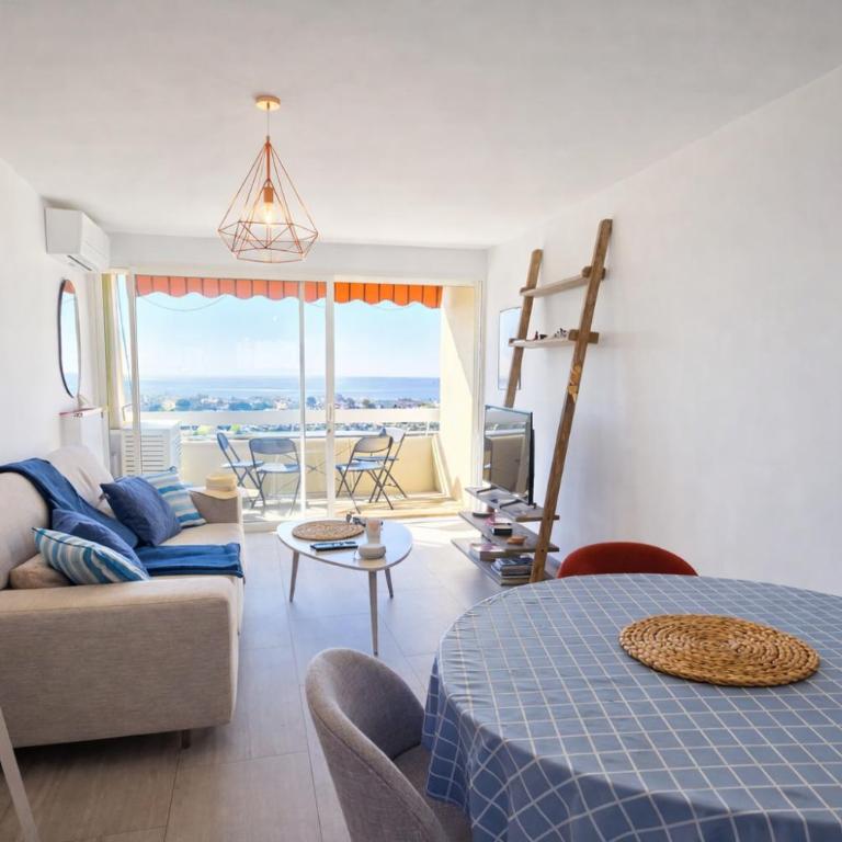 Sea View Riviera, Charmant 3 pièces vue mer panoramique, 2 chambres, 4P, PK, AC - Appartement 1 Chambre - 12