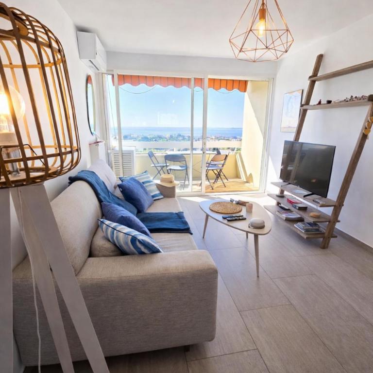 Sea View Riviera, Charmant 3 pièces vue mer panoramique, 2 chambres, 4P, PK, AC - Appartement 1 Chambre - 2