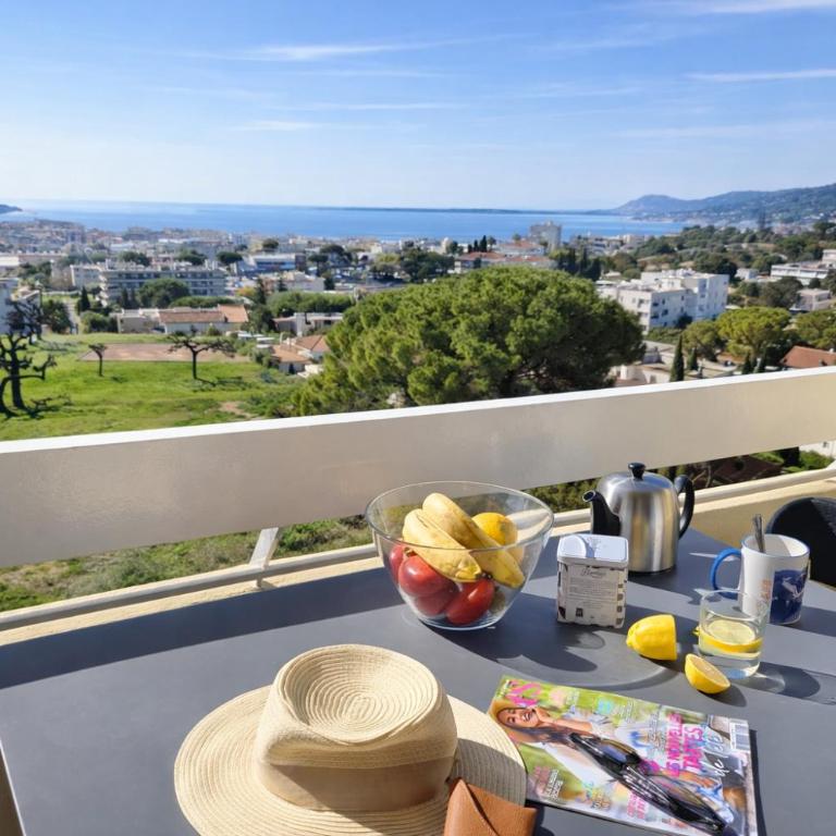 Sea View Riviera, Charmant 3 pièces vue mer panoramique, 2 chambres, 4P, PK, AC - Appartement 1 Chambre - 22