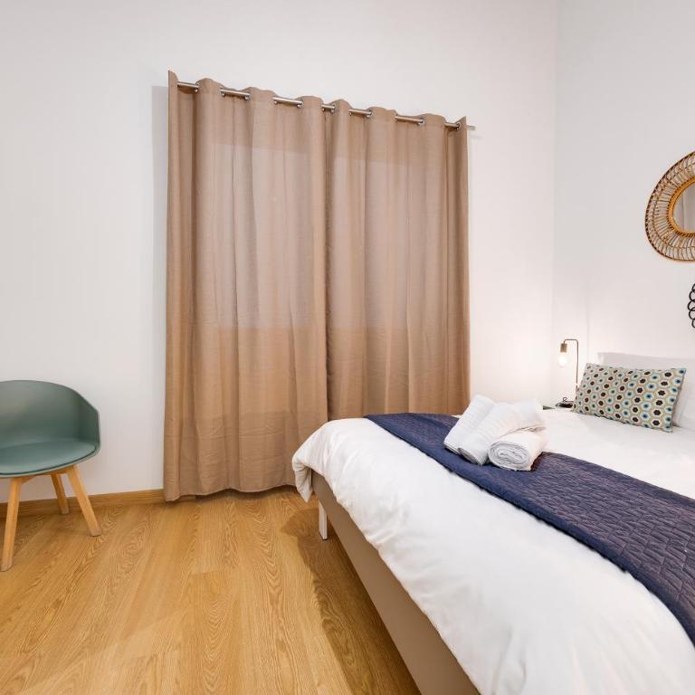 HB Apartaments Playa del Postiguet Beach - Three-Bedroom Apartment - 31