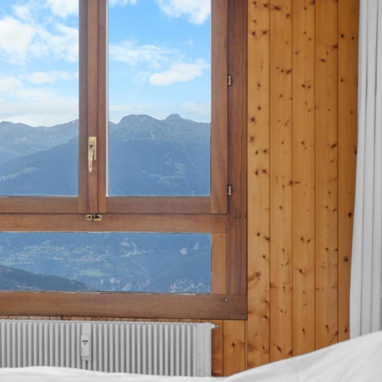 Mars 503 sur la place du village a Anzere avec vue sur les Alpes - Apartment - 26