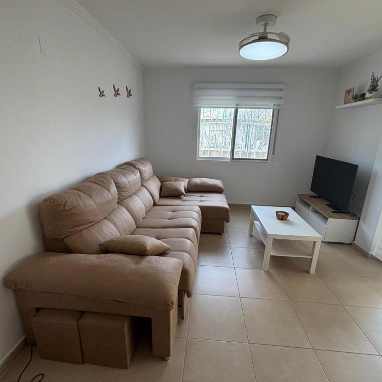 Apartamento en DENIA con 3 habitaciones dobles y piscina a 150 metros de la Playa Les Deveses - Apartamento de 3 dormitorios - 5