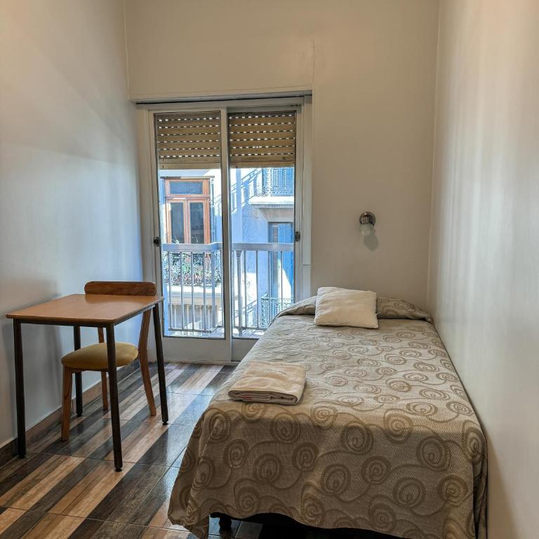 Hotel Europa - Habitación Individual con balcón - 4