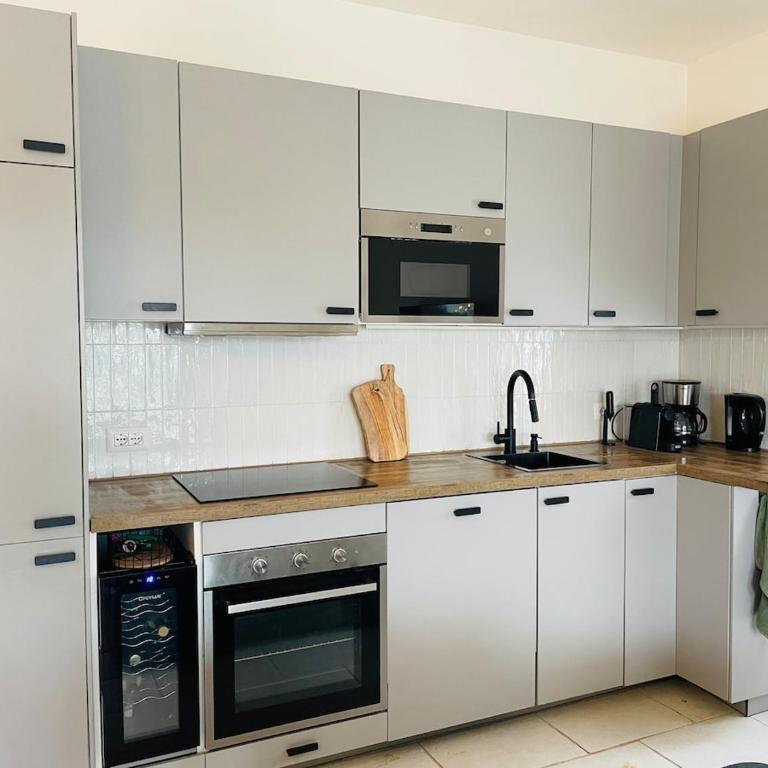 Villa Apollonia - Casa Vacanze con 3 Camere da Letto - 2