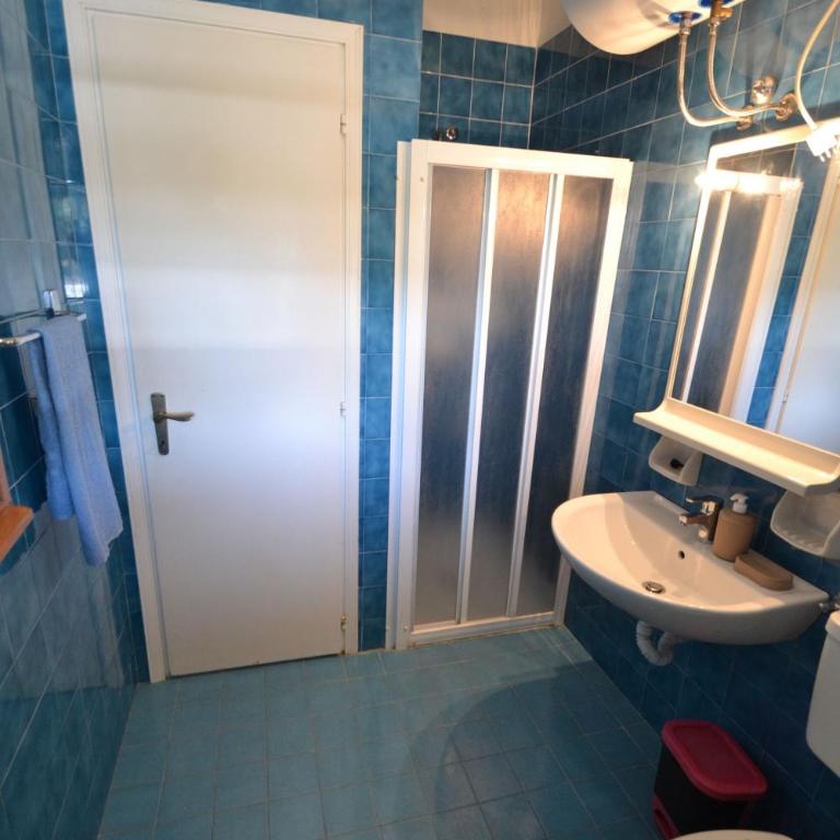 Comfy flat with garden and pool - Apartment - 5