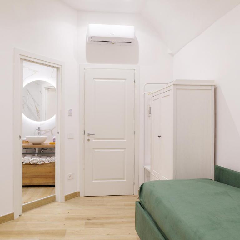 Palazzo Caracciolo D'Arena Luxury Rooms - Superior Double or Twin Room - 10