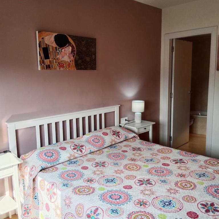 Apartment with views of all of Barcelona, parking, swimming pool - Two-Bedroom Apartment with View - 25