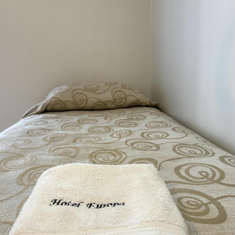 Hotel Europa - Habitación Individual con balcón - 6
