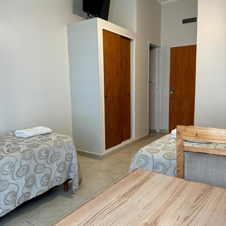 Hotel Europa - Habitación Triple con balcón - 7