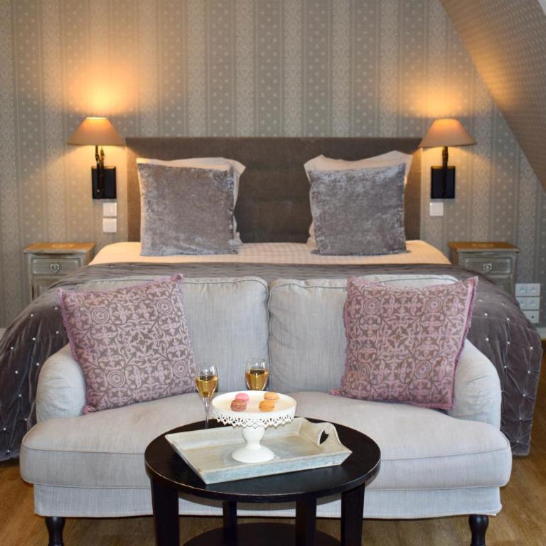 Le Trophée Boutique Hôtel Spa- La Loggia Appart'hôtel - Grande Chambre Double - 1
